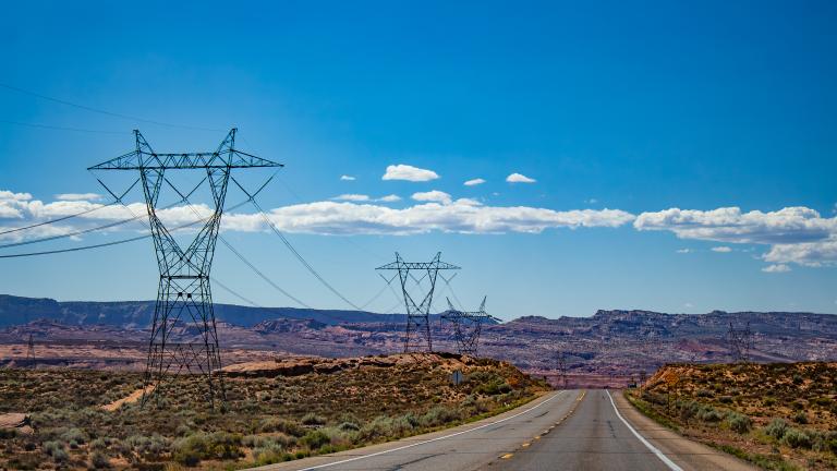 pylônes électriques